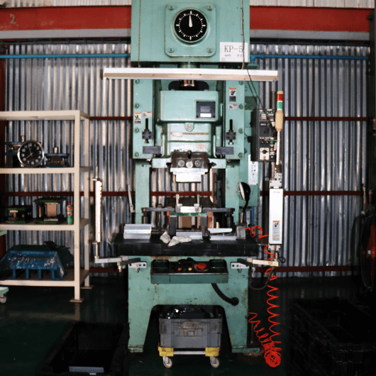 Single presses 80t : Qty 2 (made by Washino engineering)